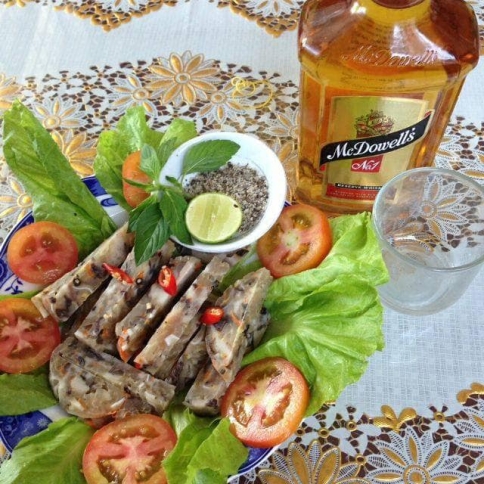 Làm giò xào tại nhà thơm ngon, không cần khuôn