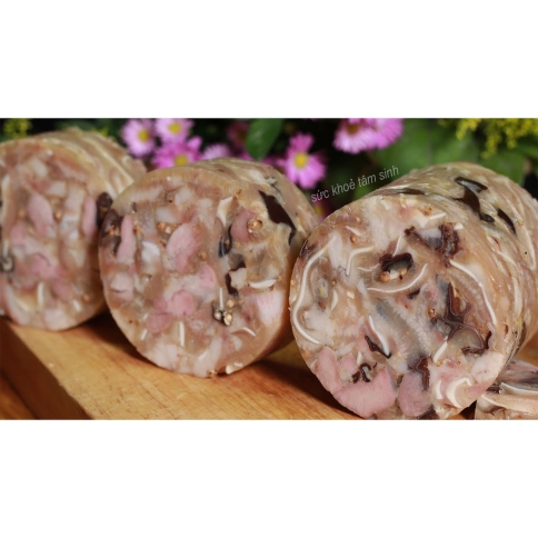 Làm giò xào tại nhà thơm ngon, không cần khuôn